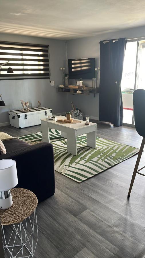 Appartement Vue Mer, Case Pilote Екстериор снимка